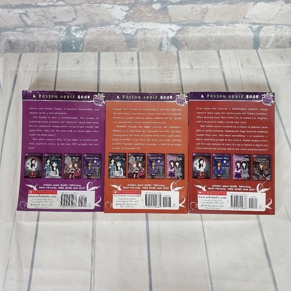 2/$25 Poison Apple  Books Set of 3 Scholastic - Picture 6 of 11